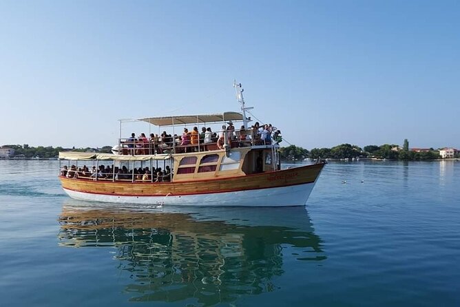 Dubrovnik Islands Boat Tour With Lunch and Unlimited Drinks - Guest Reviews and Feedback
