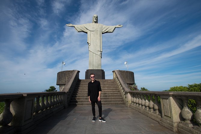 Early Birds Christ Redeemer With a Photographer - Photographers and Guides