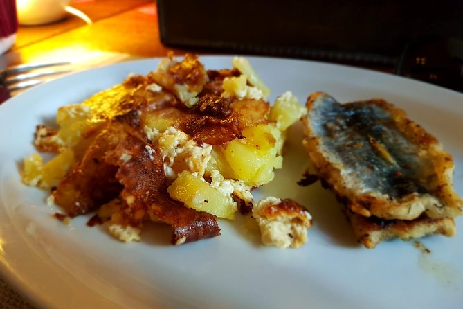 Estonian Food, Drinks and History Tour - Logistics and Accessibility