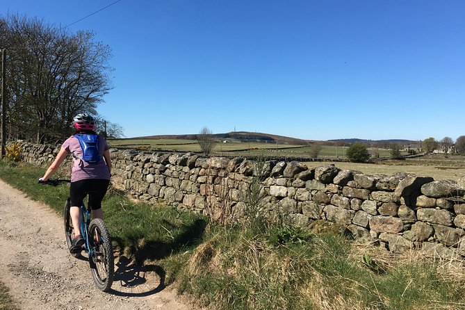Family Bike Rides - Bike Hire & Guide for Off-road Cycling - Meeting Point and Pickup