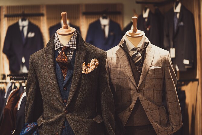 Fashion Shopping Tour in Toronto With a Local Stylist - About the Operator