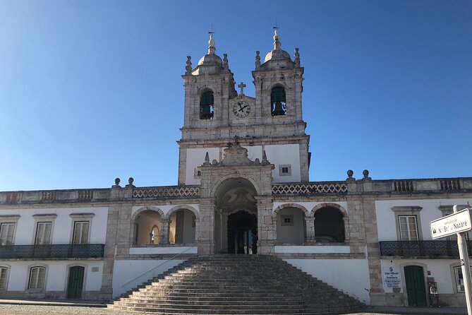 Fatima, Batalha, Nazare and Obidos Full Day Tour From Lisbon - Lunch in Nazare