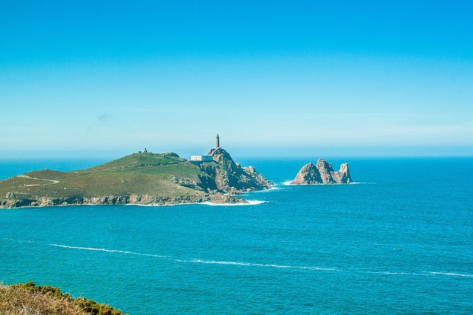 Finisterre & Costa Da Morte Private Day Tour From Santiago De Compostela - Exploring the Rugged Coastline