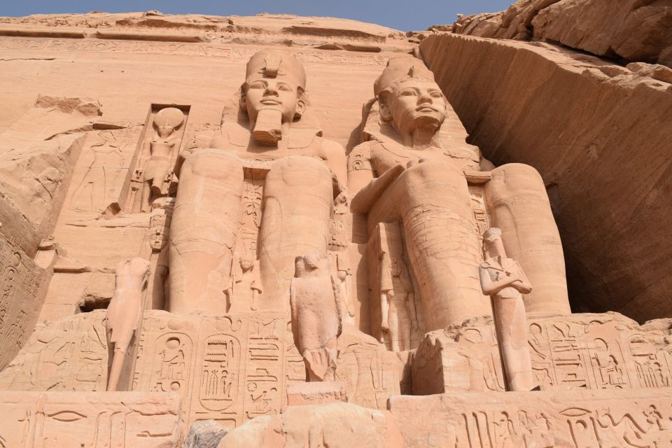 From Aswan: Abu Simbel Temple Day Trip With Hotel Pickup - Guide Options