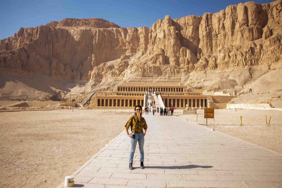 From Cairo: Luxor Guided Tour With Overnight Classic Bus - Transportation Details