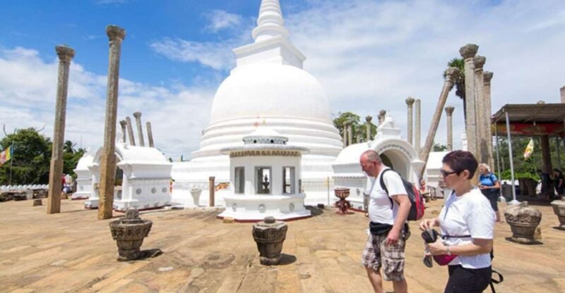 From Dambulla/Sigiriya: Ancient City of Anuradhapura by Bike - Included in the Package