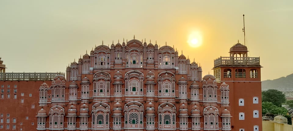 From Delhi: 4 Day Golden Triangle Tour With Tiger Safari - Day 2: Agra to Ranthambore