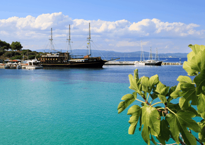 From Thessaloniki: Blue Lagoon & Ammoulliani Cruise - Transportation and Pickup