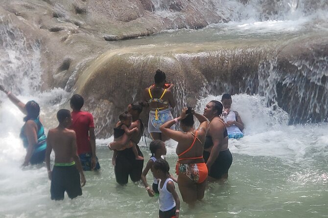 Full-Day Guided Tour to Dunns River Falls & Shopping With Lunch - Booking and Cancellation Policy
