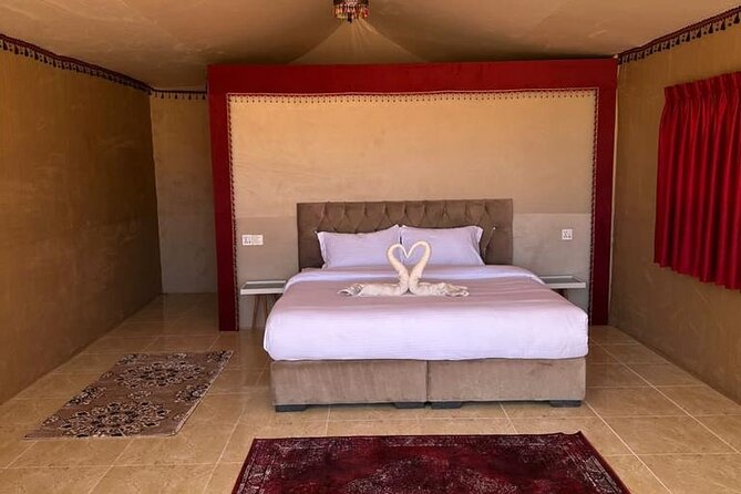 Full-Day Jeep Tour & Sleep in Luxury Tent With Private Bathroom - Meeting and Pickup Logistics