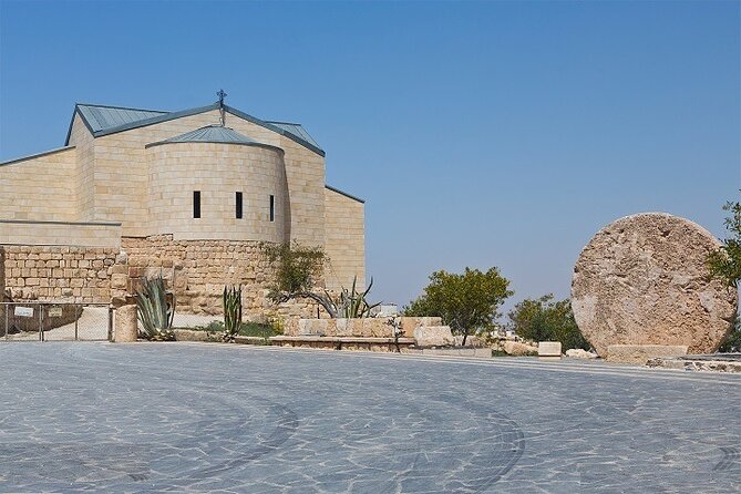 Full-Day Private Tour to Madaba, Mount Nebo and Dead Sea - Mount Nebo Experience