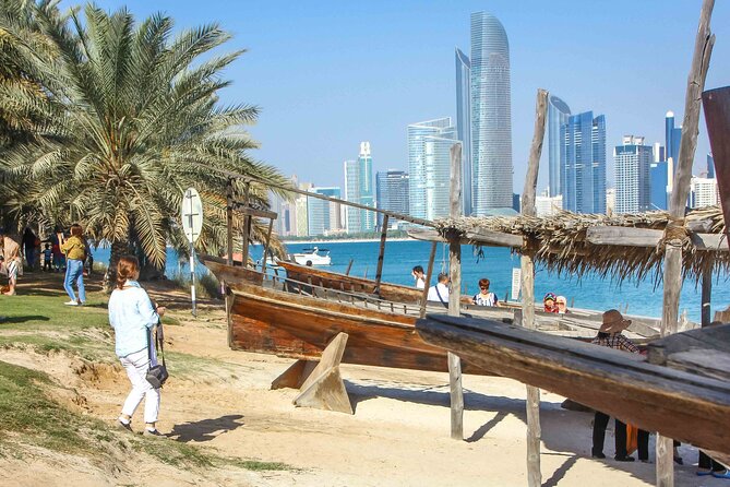 Full Day Small Group Abu Dhabi City Guided Tour - Taking in Bedouin Culture