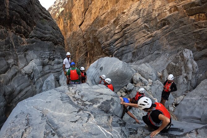 Full Day - Snake Canyon Adventure Tour in Jebel Shams Region - Pricing and Booking Information