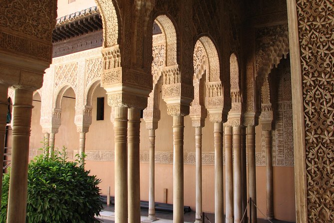 Full Day to Alhambra Palace and Generalife Gardens Direct From Malaga - Transportation and Inclusions