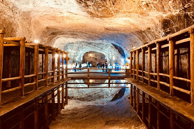 Full-Day Trip to the Salt Cathedral & the Guatavita Lagoon - Lunch and Professional Guide