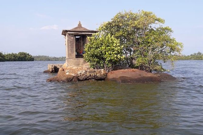 Galle Fort, Moonstone - Private Day Tour From Negombo or Colombo - Accessibility Considerations