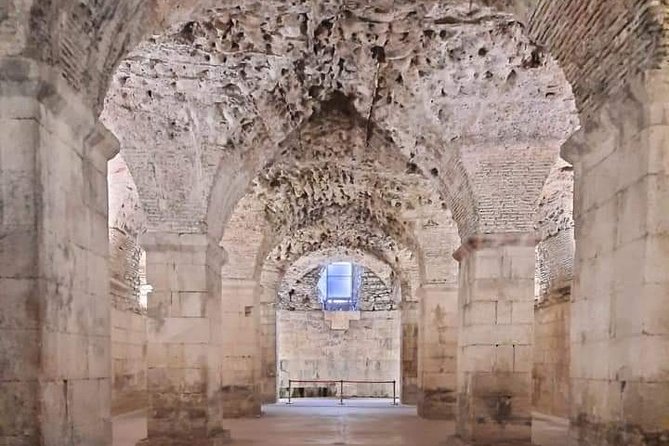 Game of Thrones Tour - The Game of Thrones in Split - Accessibility and Participation