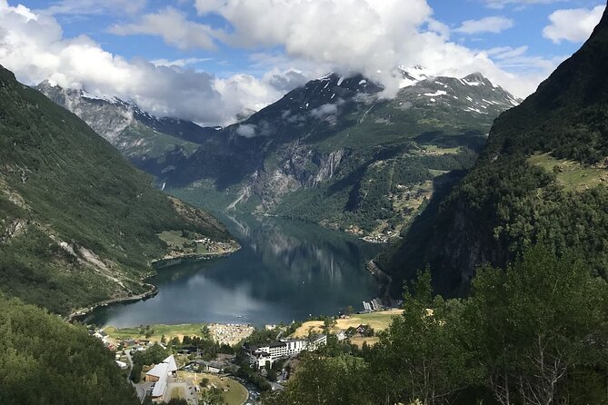 Geiranger: Excursions.no Mount Dalsnibba & Eagles Bend - Pricing and Reviews