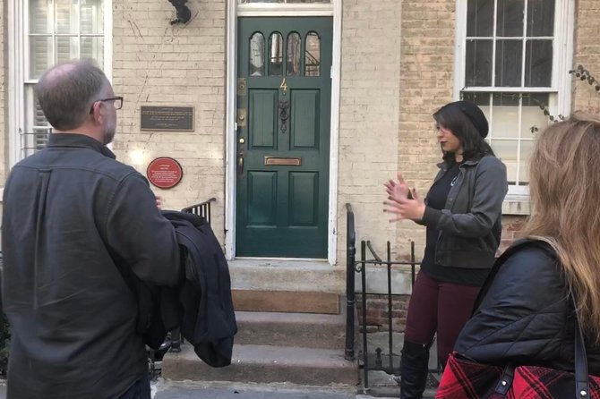 Greenwich Village Literary Pub Crawl - Navigating the Iconic Village
