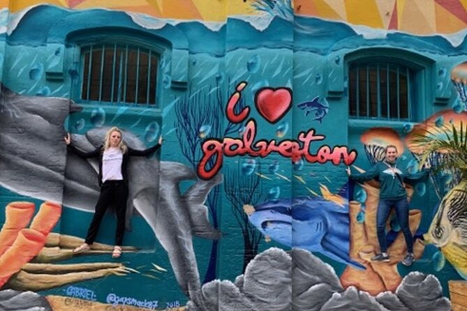 Groovy Galveston Scavenger Hunt - Engaging With Friendly Locals