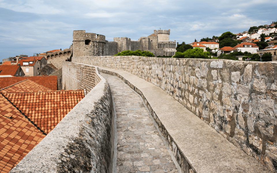 Group City Walls Walking Tour With Dubrovnik Pass Included - Booking and Cancellation