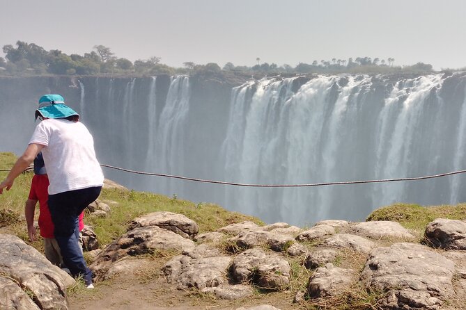 Guided Tour of the Falls - Guide Expertise and Resources