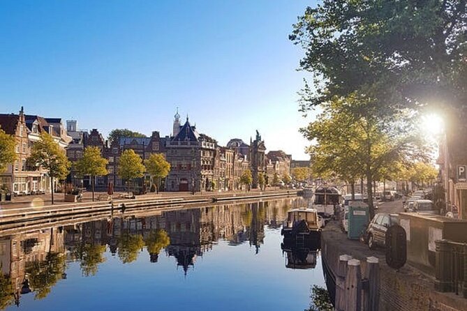 Haarlem: Canal Cruise Spaarne Mill to Mill - Discovering Waags Historical Significance