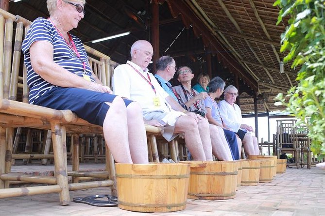 Half Day Cooking Class At Tra Que Vegetable Village Hoi An - Market Visit Highlights