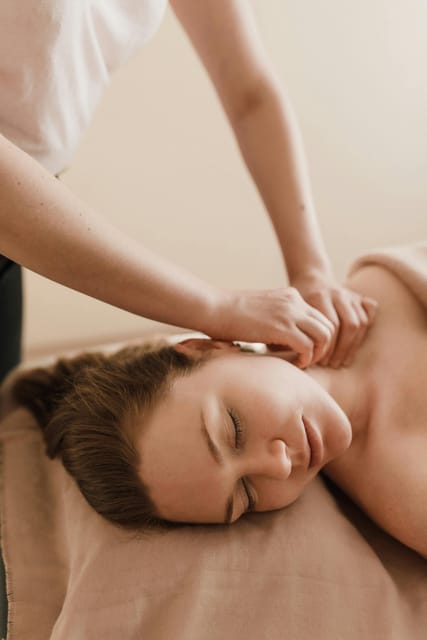 Heraklion: Holistic Massage: Revitalization of Body & Spirit - Relaxation Environment