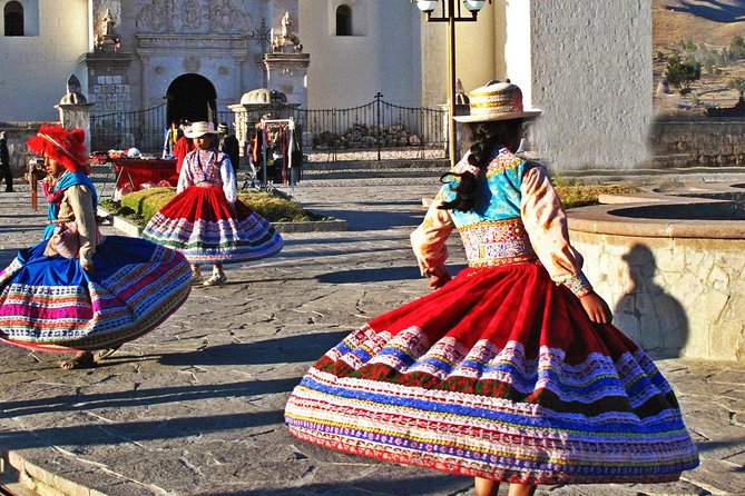 Highlights of Southern Peru 10 Days - Local Guides and Transportation