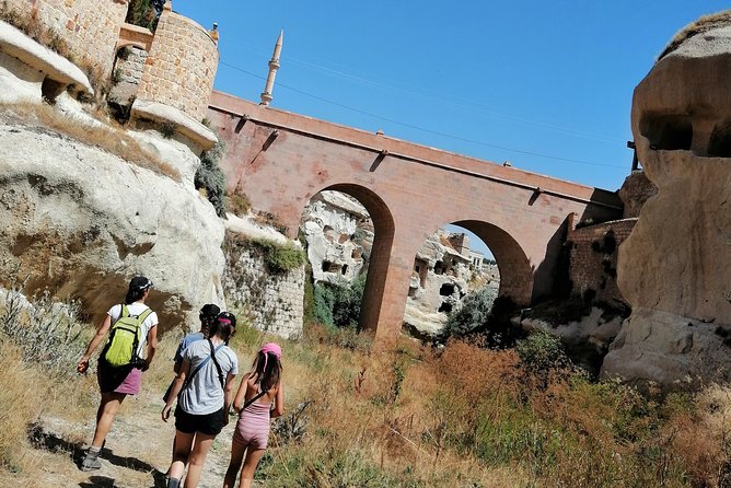 Hiking Tour in Cappadocia Red and Rose Valley - Review Highlights