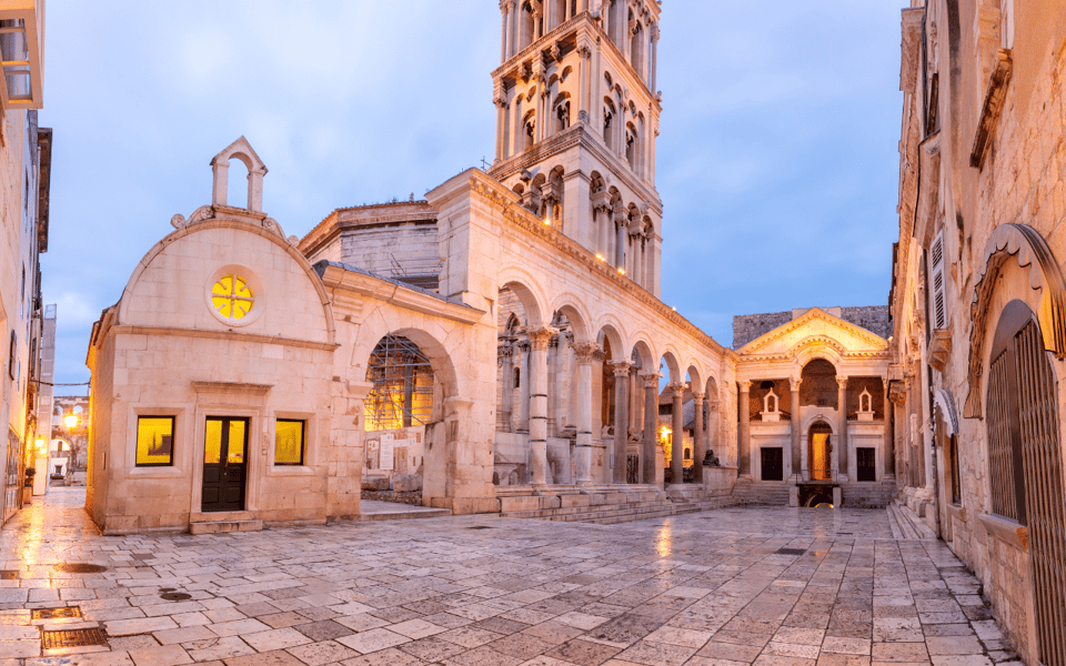 History Walking Group Tour in Split - Tour Details