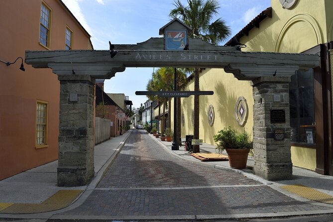 History Walking Tour in St. Augustine - Tour Inclusions and Policies