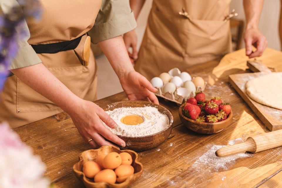 Hong Kong: Traditional Chinese Baked Goods DIY Workshop - Facilities and Accessibility