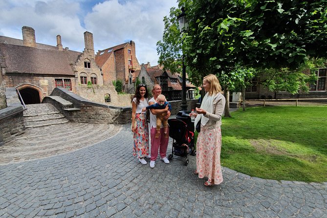 Horse-Drawn Carriage Ride and Guided Walk - Customizable Itinerary Options