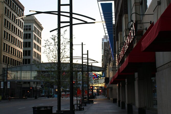 In the Footsteps of Prince: A Self-Guided Audio Tour of Downtown Minneapolis - Safety Considerations