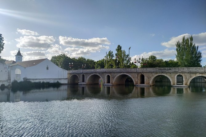 In the Heart of the City: Get to Know the History of Tomar and Taste Local Tapas! - Tour Inclusions