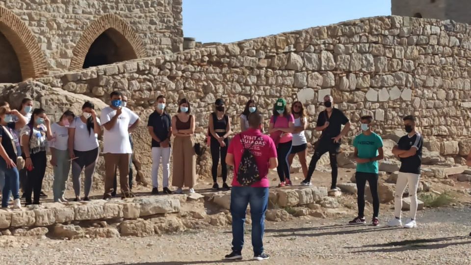 Jaén: Castle of Santa Catalina Entry With Guided Tour - Accessibility and Mobility Considerations