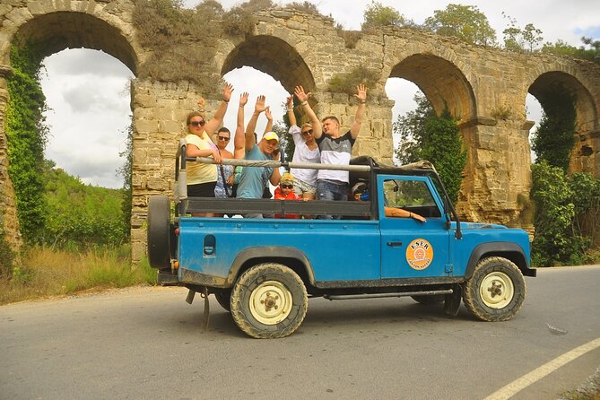Jeep Safari in Green Canyon Area From Side City - Meeting and Pickup Arrangements