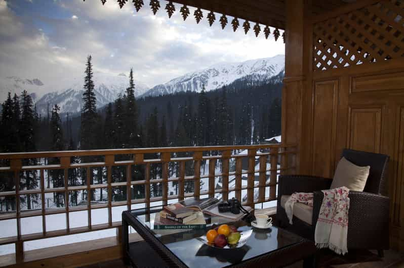 Kashmir: 5-Day Tour With Houseboat Stay and Transfers - What to Bring