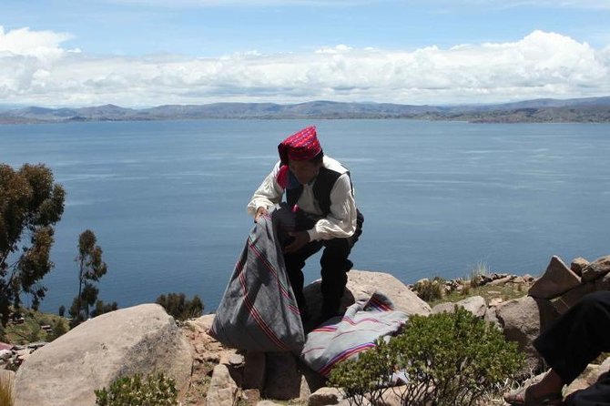 Kayaking to the Uros + Isla De Taquile Veloz - Isla De Taquile