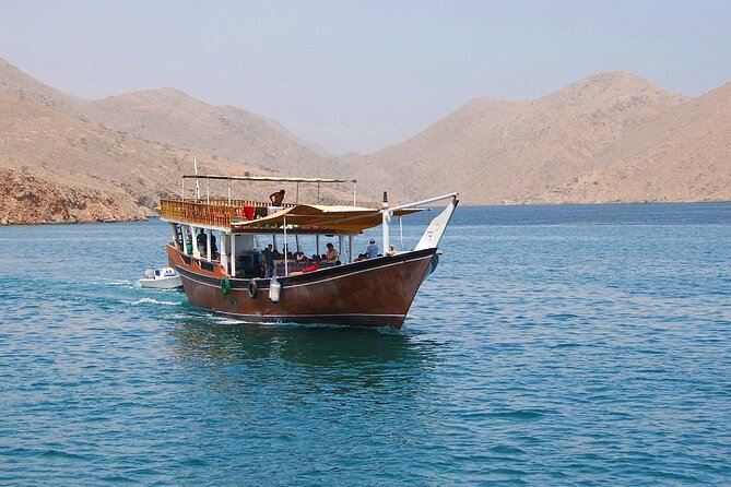 Khasab Musandam Full Day Dhow Cruise With Lunch and Snorkeling - Delicious Lunch Menu