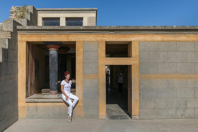 Knossos Palace (Semi Private Tour) - Minoan Civilization Highlights