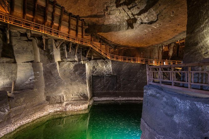 Krakow and Wieliczka Small Group Tour From Warsaw With Lunch - Transportation and Pickup Details