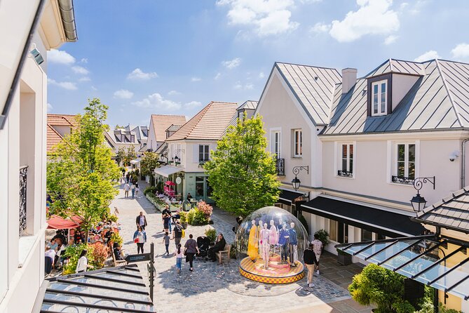 La Vallee Village Shopping Outlet by Luxury Transport From Paris - Positive Travel Experiences