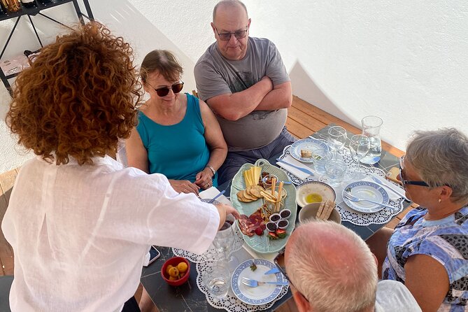 Lagos, Portimão & Alvor: Wine Tasting & Music Experience - Enjoying the Portuguese Music
