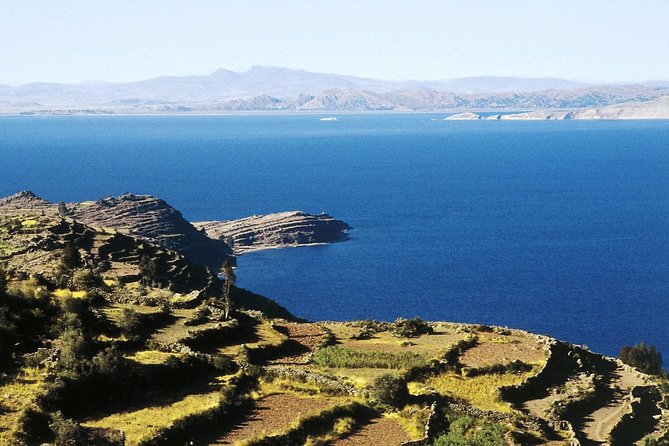 Lake Titicaca (Overnight) - Exploring Uros Floating Islands