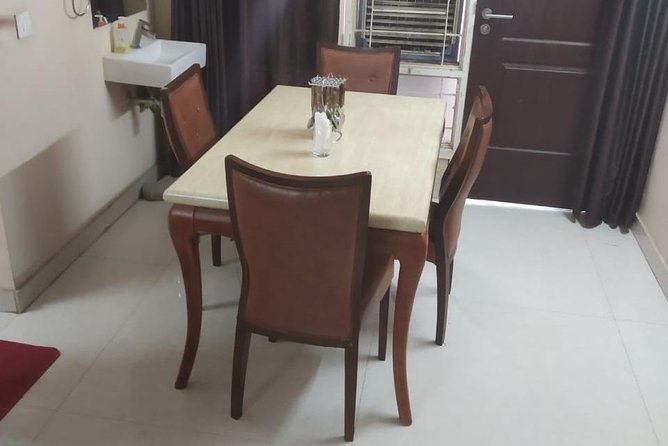 Large Group / Family Vegetarian Cooking Class in Jaipur With an Expert Home Cook - Accessibility Information