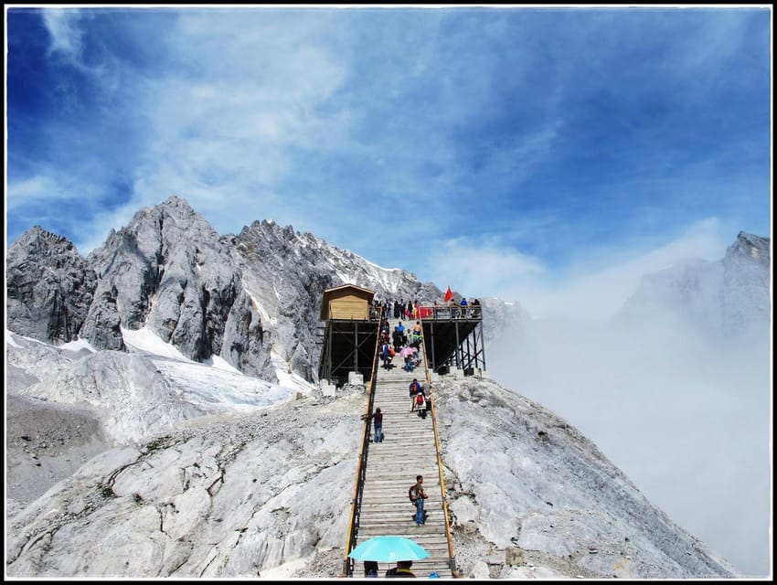 Lijiang Tour to Jade Dragon Snow Mountain W/Cable Car & Show - Lijiang Old Town