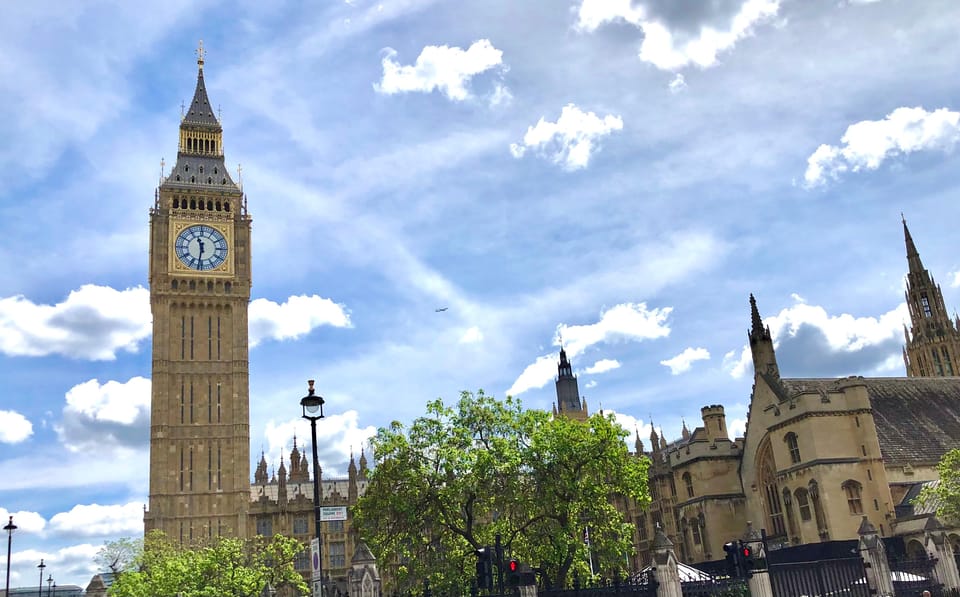 London: Parliament & Palaces Private Walking Tour With Guide - Accessibility and Comfort